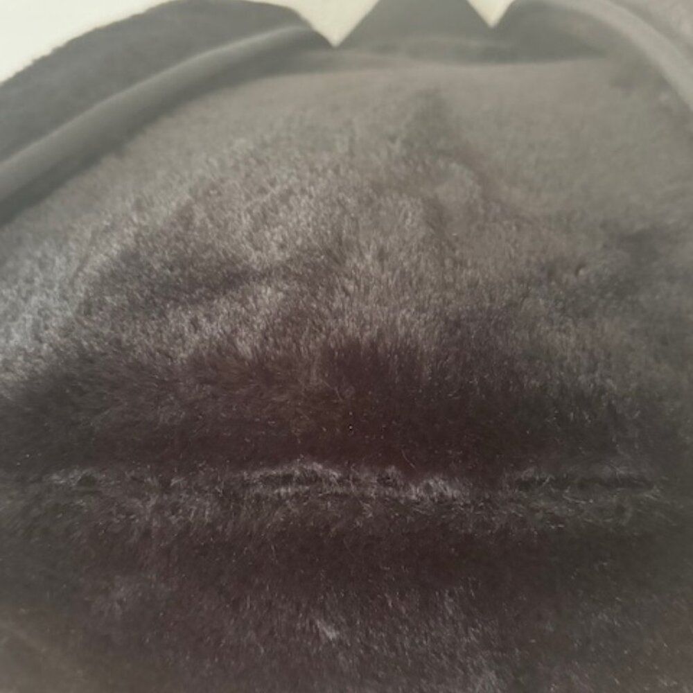 Kavu Fuzz Cub Velvet Backpack - Picture 8 of 9